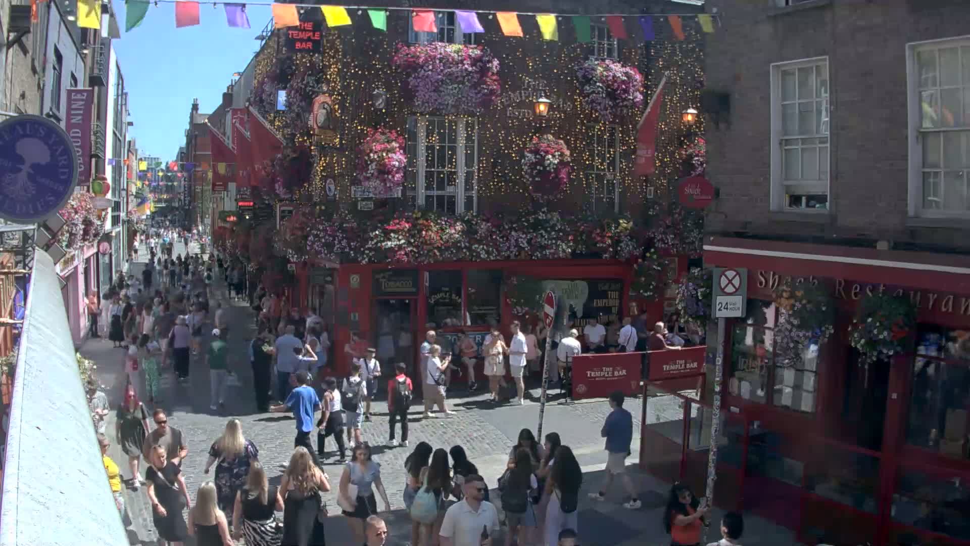 South Dublin , 45 Temple Bar Street Live Cam - Dublin,Eastern and Midland, Leinster, Ireland 