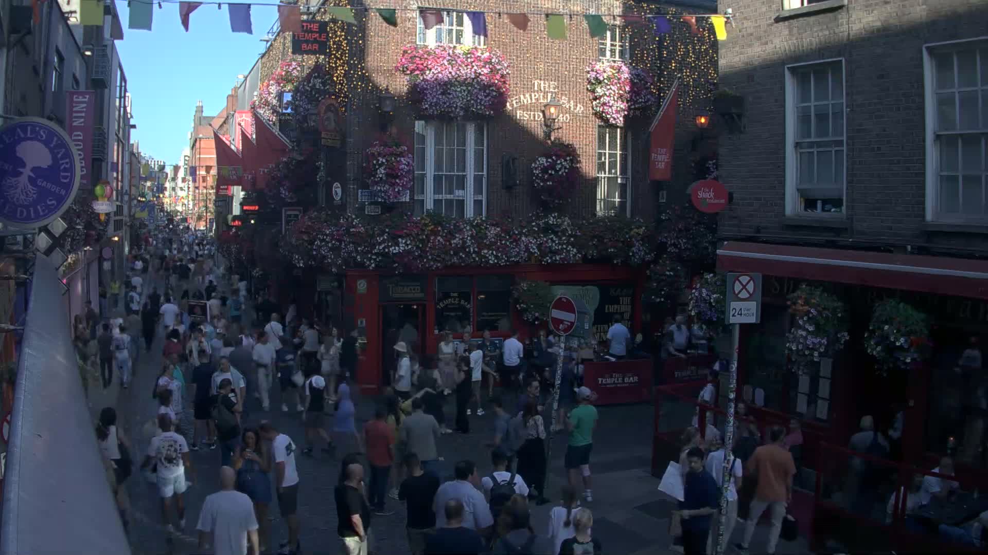 South Dublin , 45 Temple Bar Street Live Cam - Dublin,Eastern and Midland, Leinster, Ireland 