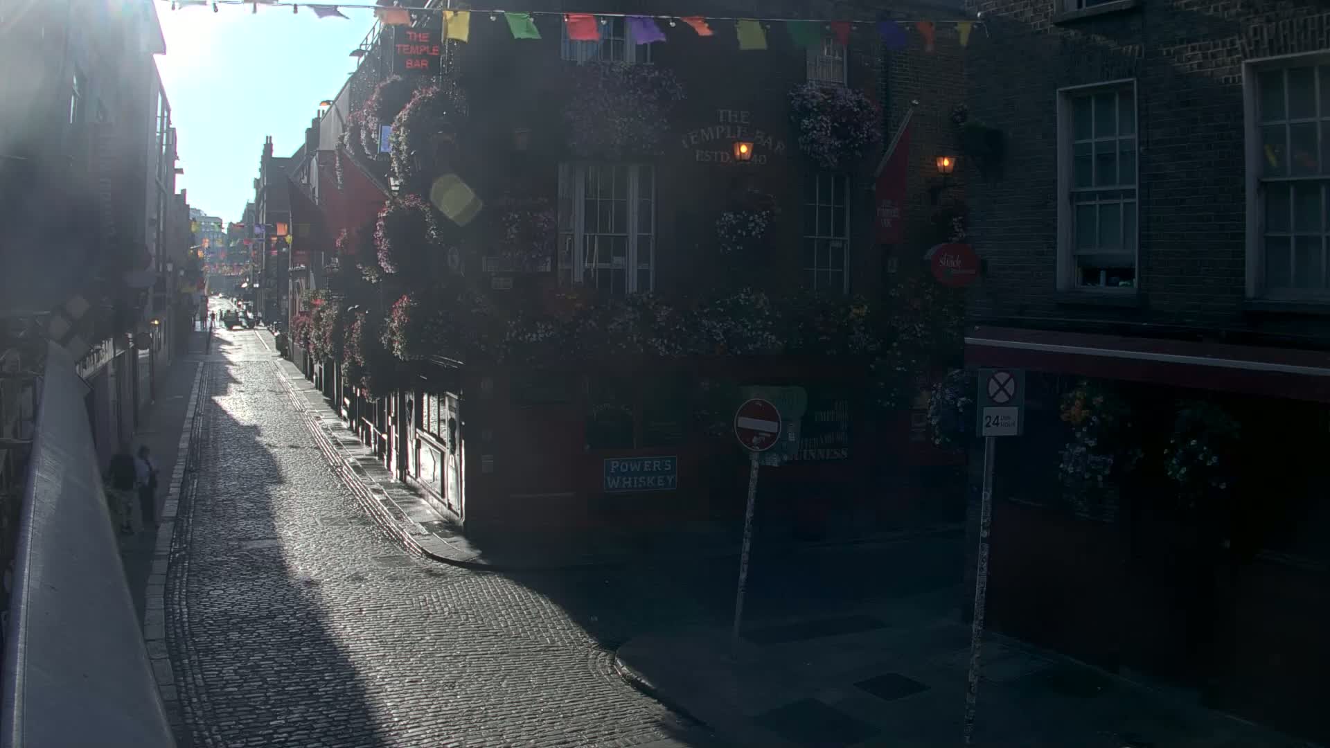 South Dublin , 45 Temple Bar Street Live Cam - Dublin,Eastern and Midland, Leinster, Ireland 