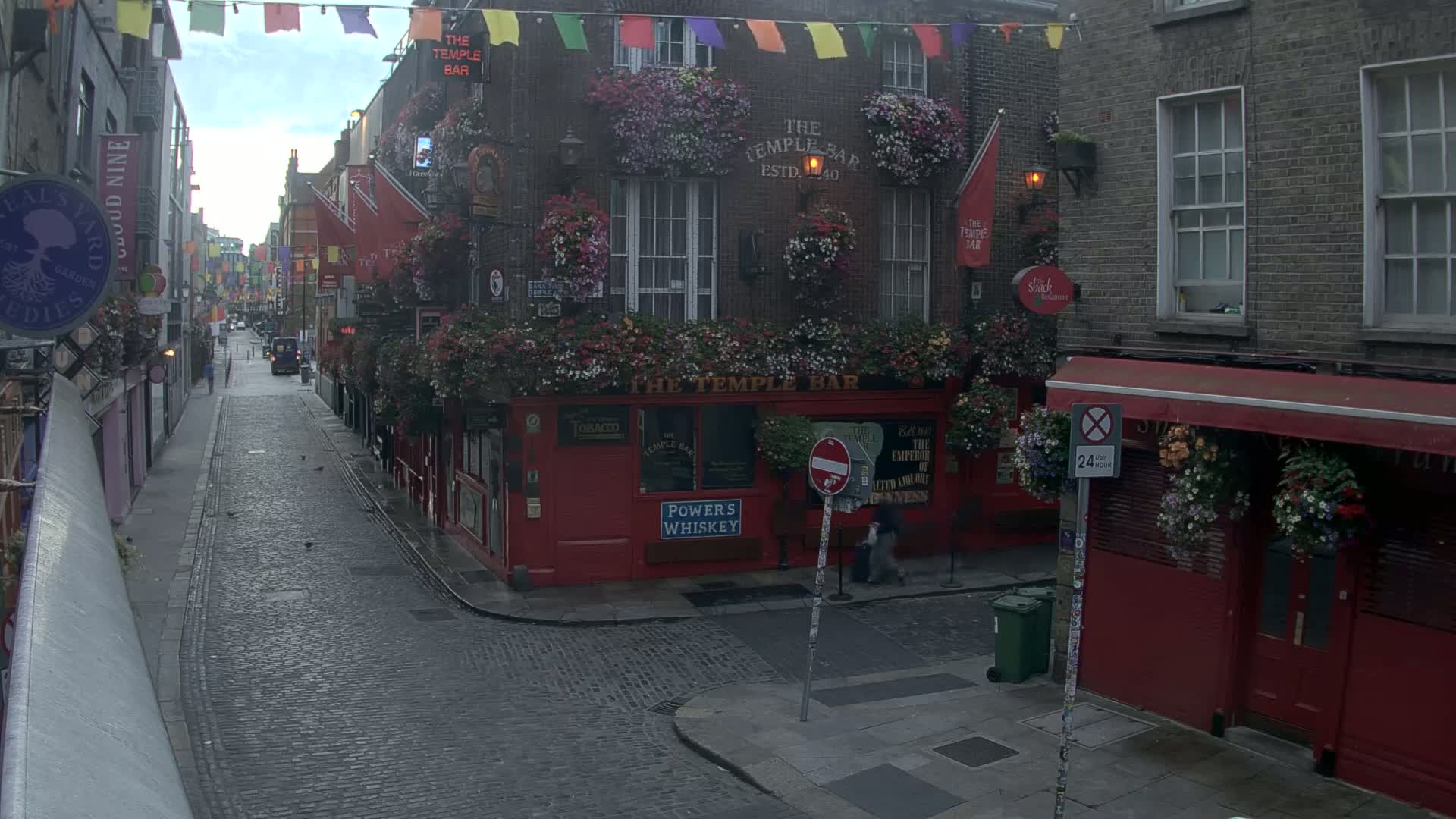 South Dublin , 45 Temple Bar Street Live Cam - Dublin,Eastern and Midland, Leinster, Ireland 