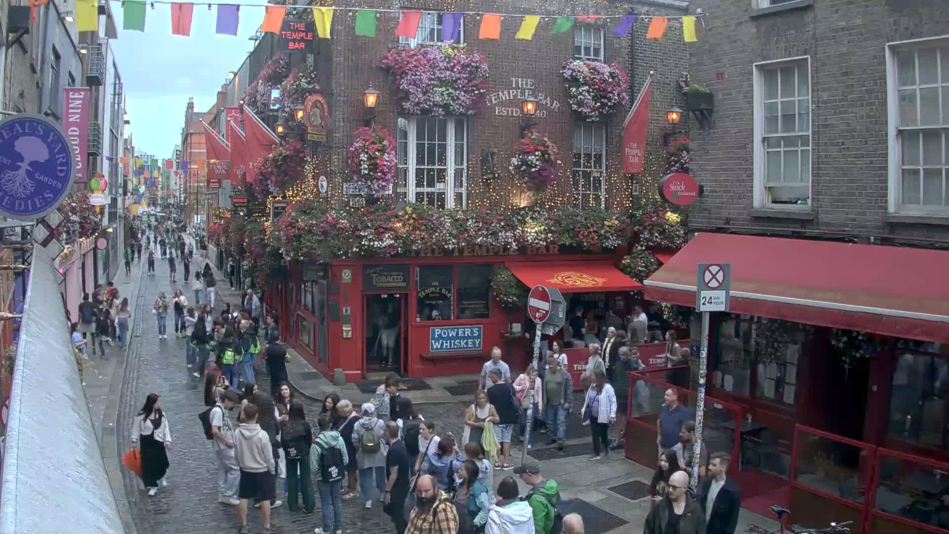 South Dublin , 45 Temple Bar Street Live Cam - Dublin,Eastern and Midland, Leinster, Ireland 