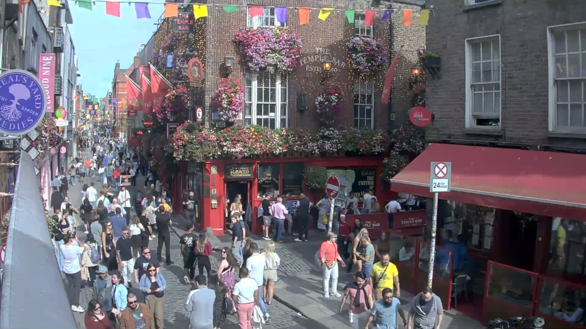 South Dublin , 45 Temple Bar Street Live Cam - Dublin,Eastern and Midland, Leinster, Ireland 
