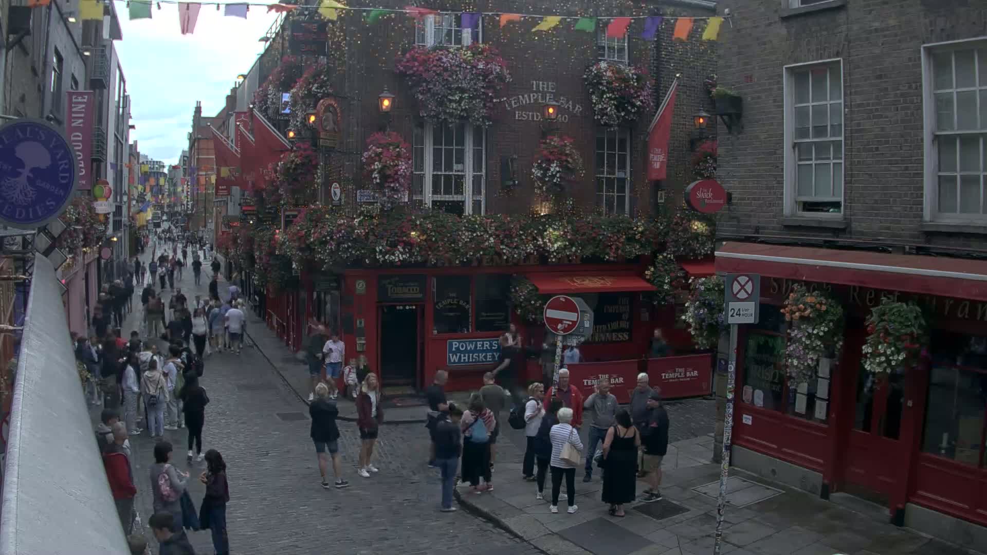 South Dublin , 45 Temple Bar Street Live Cam - Dublin,Eastern and Midland, Leinster, Ireland 