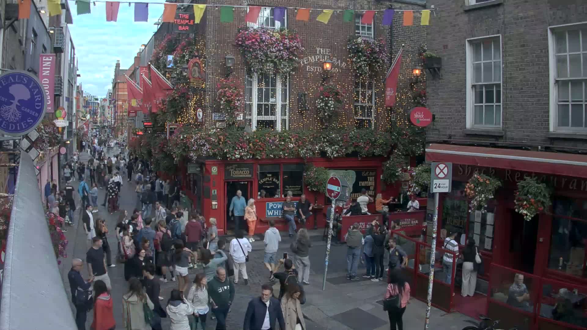 South Dublin , 45 Temple Bar Street Live Cam - Dublin,Eastern and Midland, Leinster, Ireland 