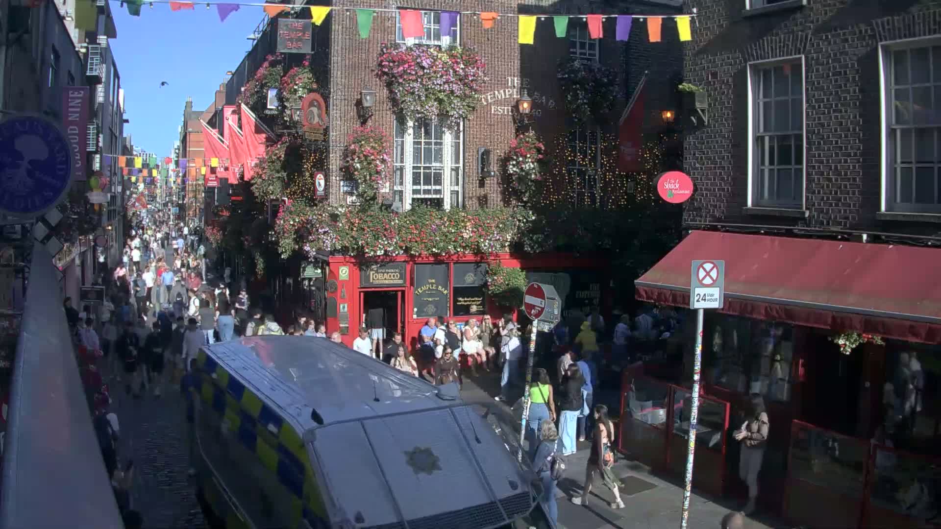 South Dublin , 45 Temple Bar Street Live Cam - Dublin,Eastern and Midland, Leinster, Ireland 