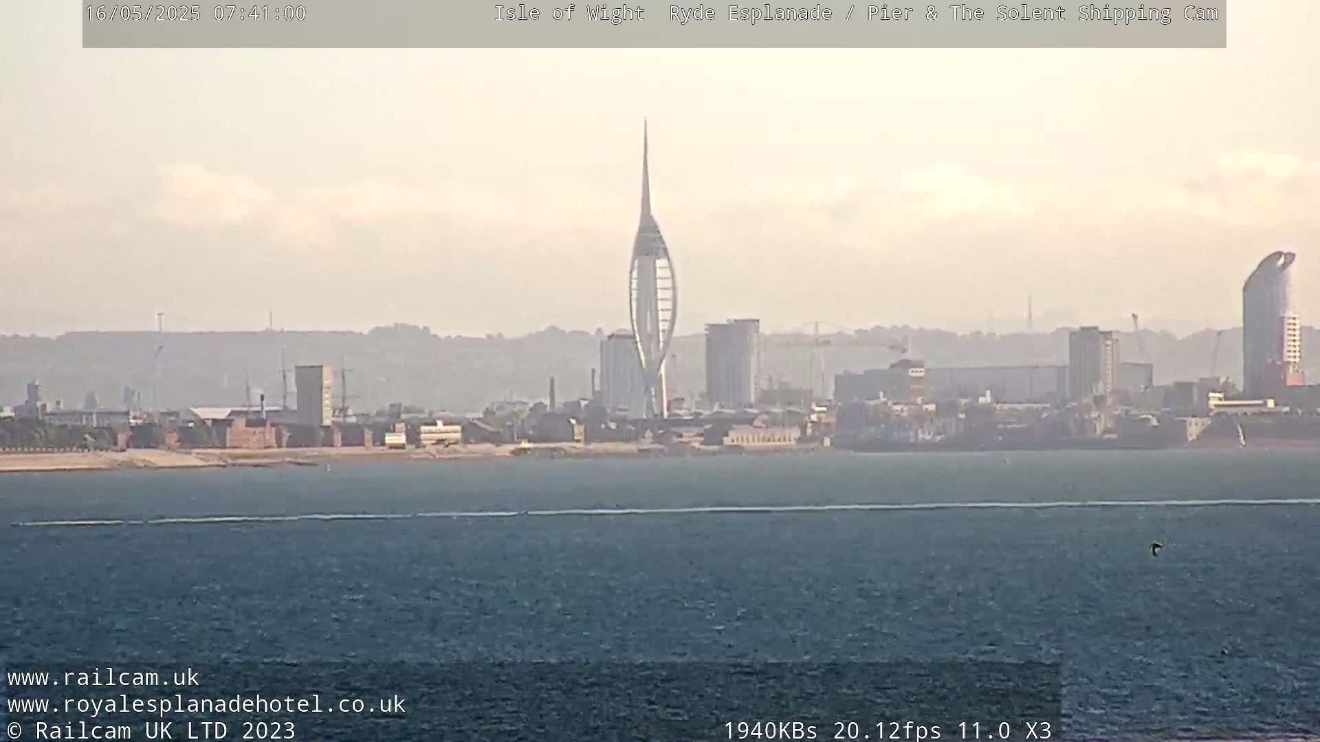 Ryde Pier & Beach Live Cam -Isle Of Wight, South East, England, United Kingdom