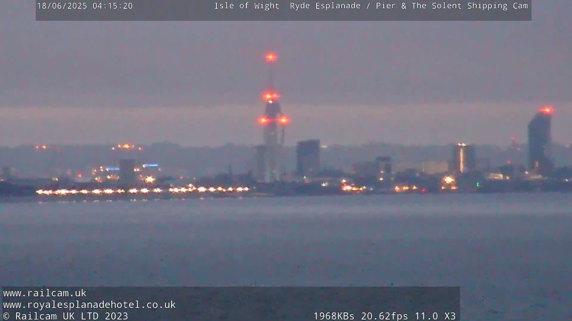 Ryde Pier & Beach Live Cam -Isle Of Wight, South East, England, United Kingdom