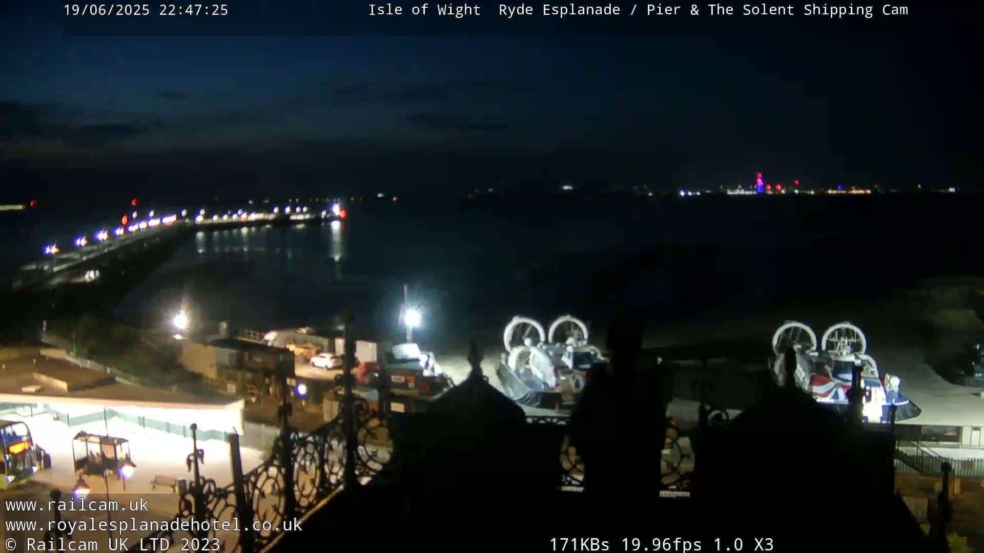 Ryde Pier & Beach Live Cam -Isle Of Wight, South East, England, United Kingdom