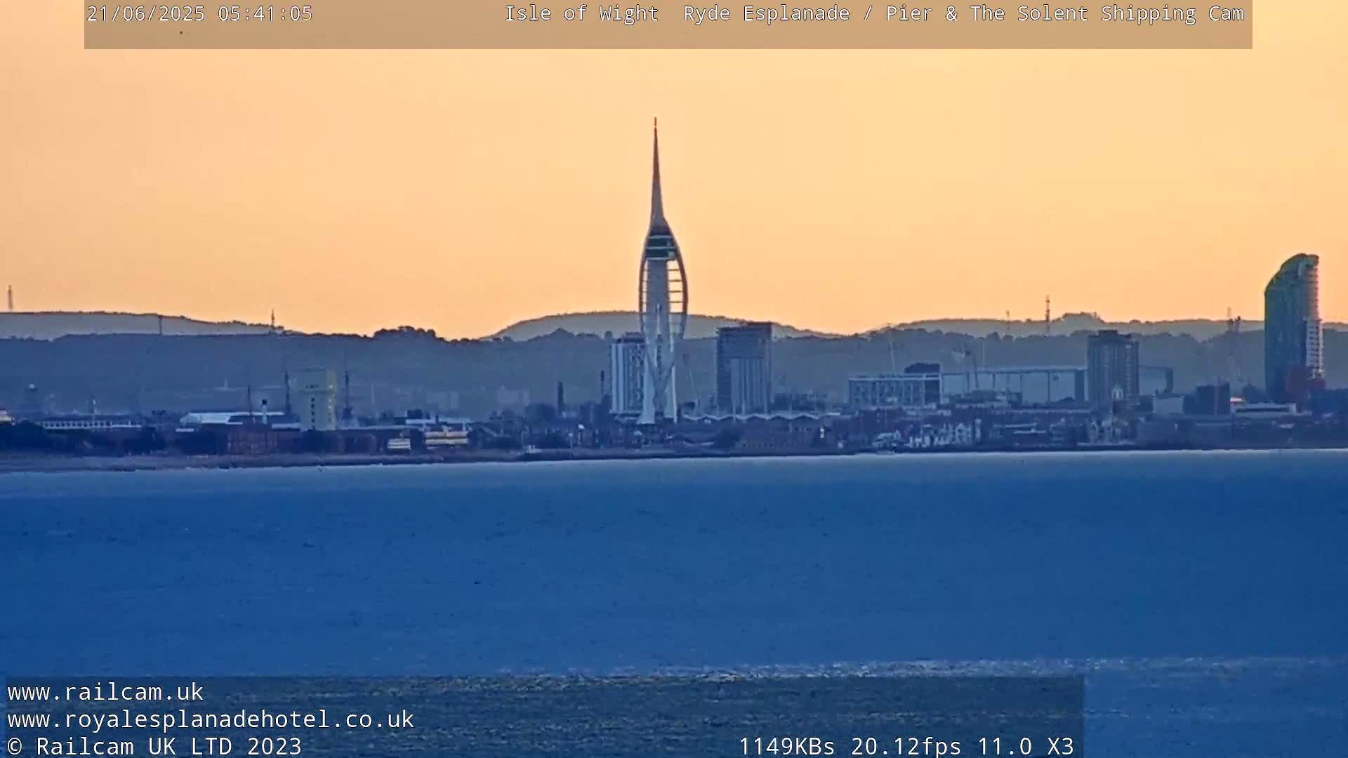 Ryde Pier & Beach Live Cam -Isle Of Wight, South East, England, United Kingdom