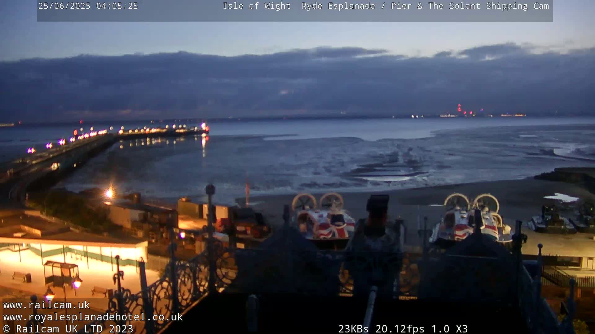 Ryde Pier & Beach Live Cam -Isle Of Wight, South East, England, United Kingdom