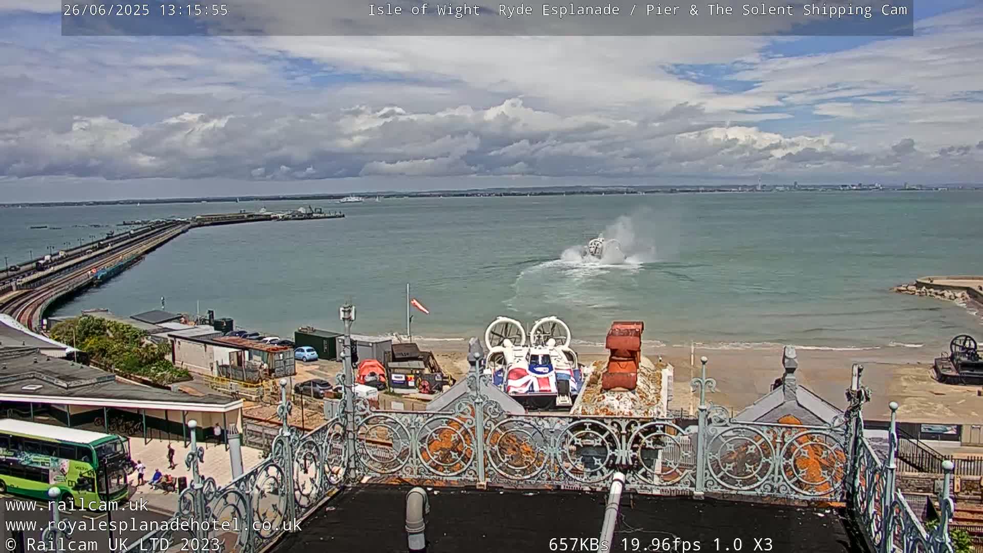 Ryde Pier & Beach Live Cam -Isle Of Wight, South East, England, United Kingdom