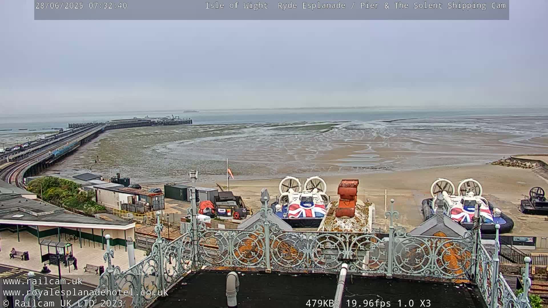 Ryde Pier & Beach Live Cam -Isle Of Wight, South East, England, United Kingdom