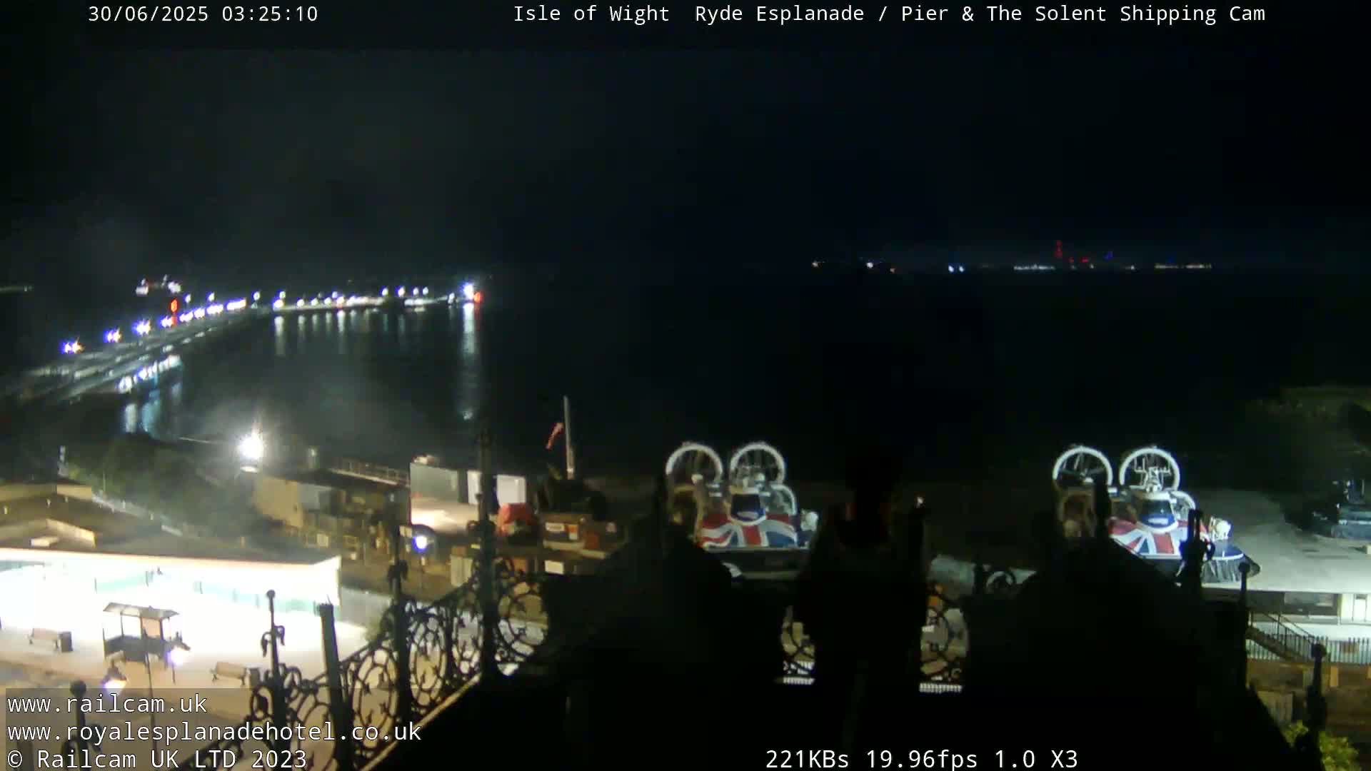 Ryde Pier & Beach Live Cam -Isle Of Wight, South East, England, United Kingdom