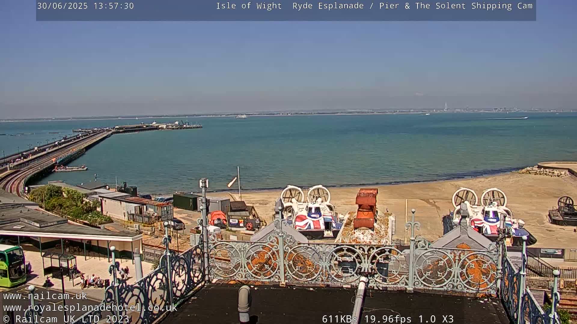 Ryde Pier & Beach Live Cam -Isle Of Wight, South East, England, United Kingdom