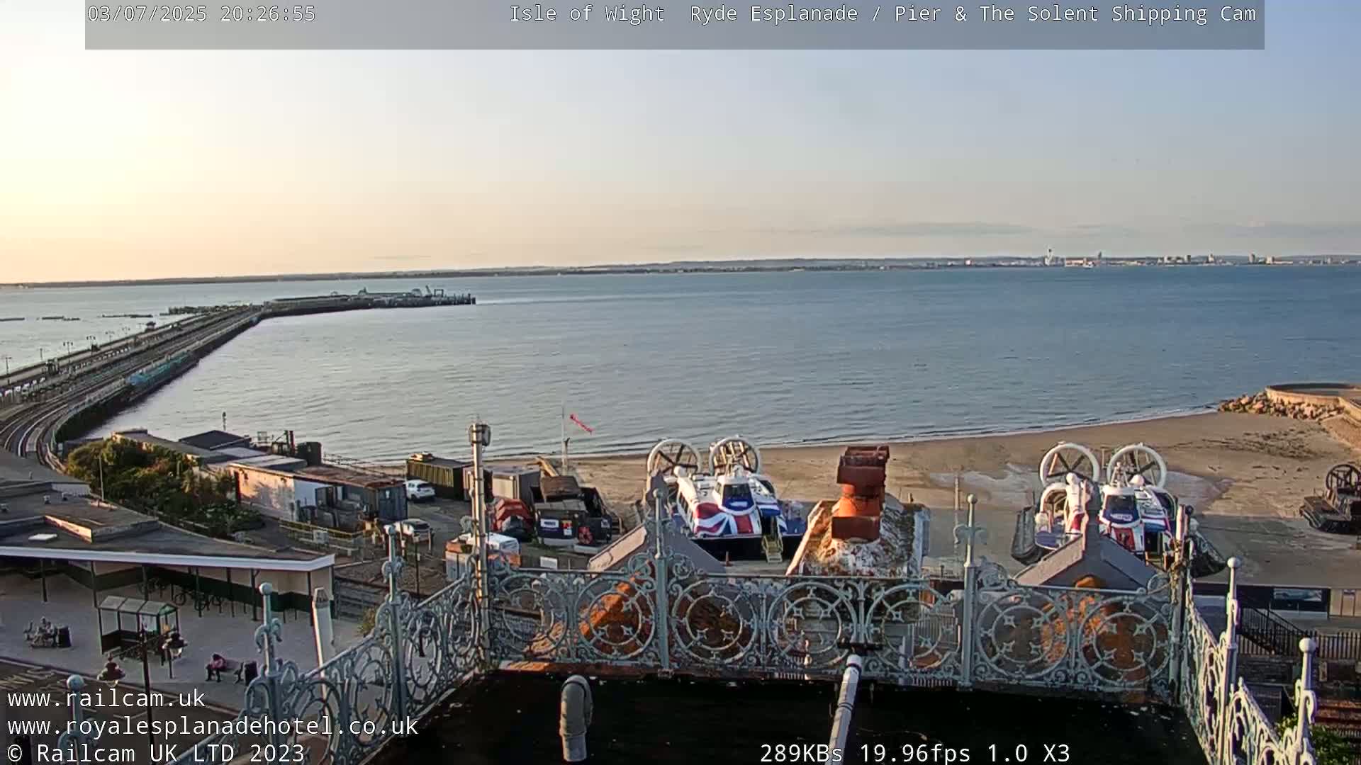 Ryde Pier & Beach Live Cam -Isle Of Wight, South East, England, United Kingdom