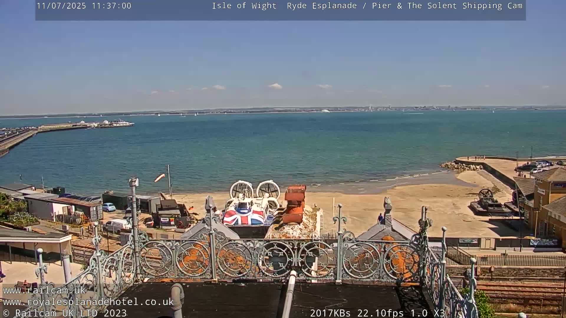 Ryde Pier & Beach Live Cam -Isle Of Wight, South East, England, United Kingdom