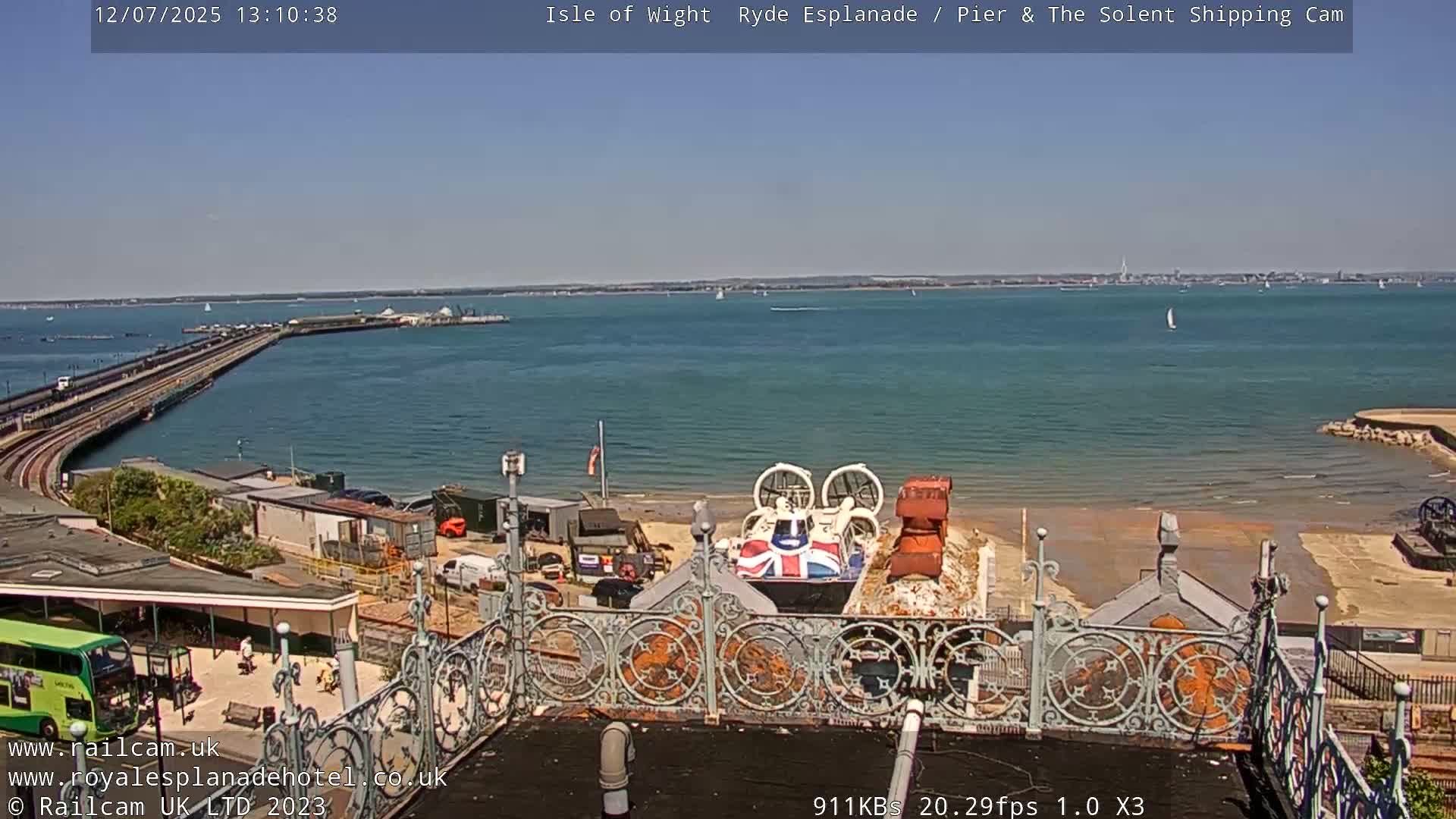 Ryde Pier & Beach Live Cam -Isle Of Wight, South East, England, United Kingdom