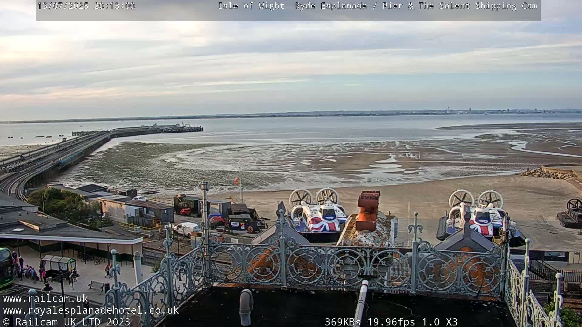 Ryde Pier & Beach Live Cam -Isle Of Wight, South East, England, United Kingdom