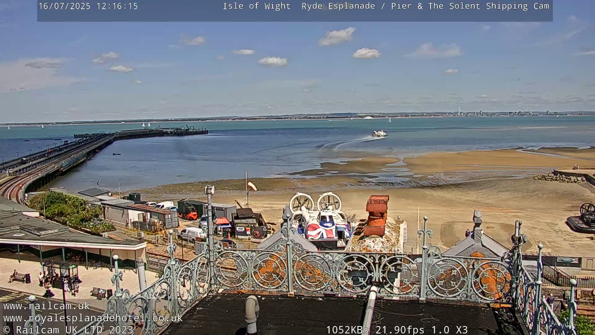 Ryde Pier & Beach Live Cam -Isle Of Wight, South East, England, United Kingdom