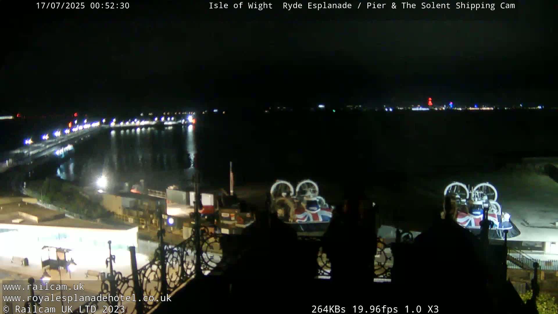 Ryde Pier & Beach Live Cam -Isle Of Wight, South East, England, United Kingdom