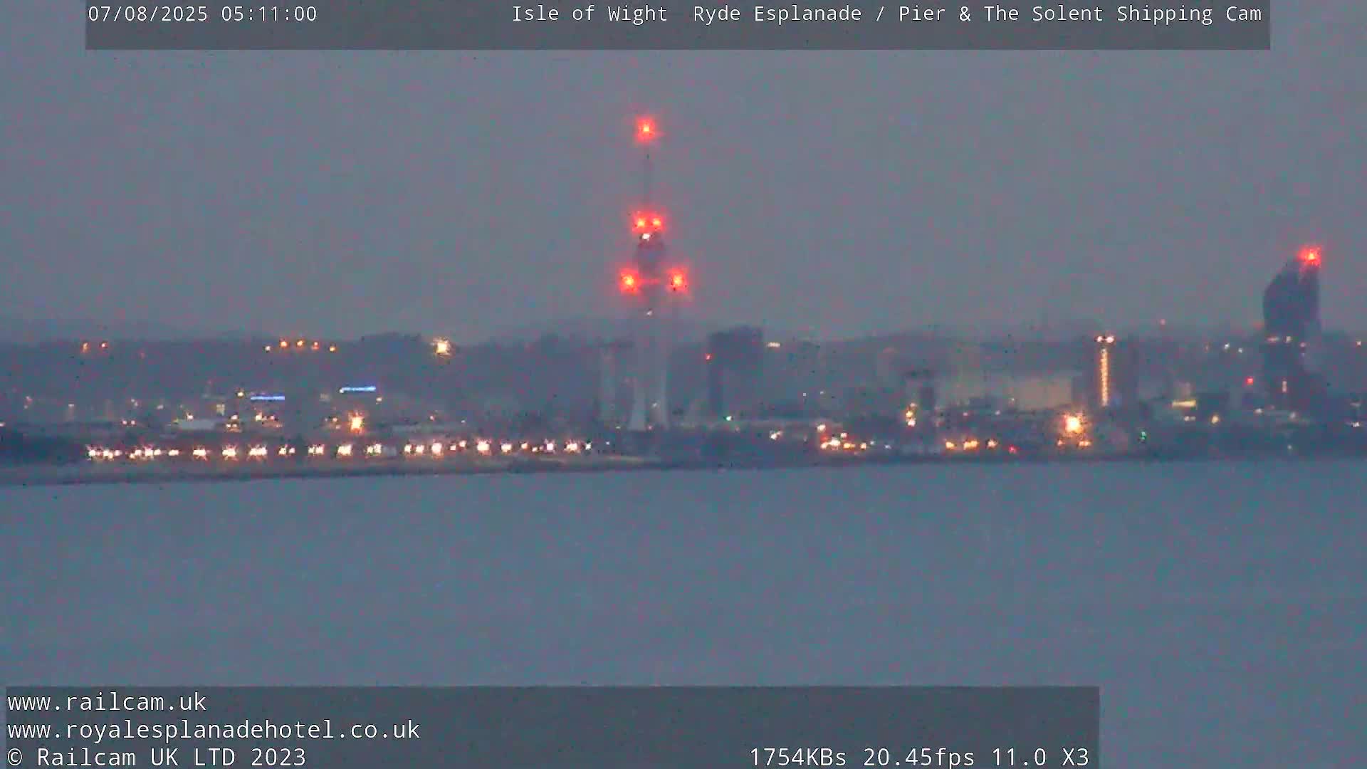 Ryde Pier & Beach Live Cam -Isle Of Wight, South East, England, United Kingdom