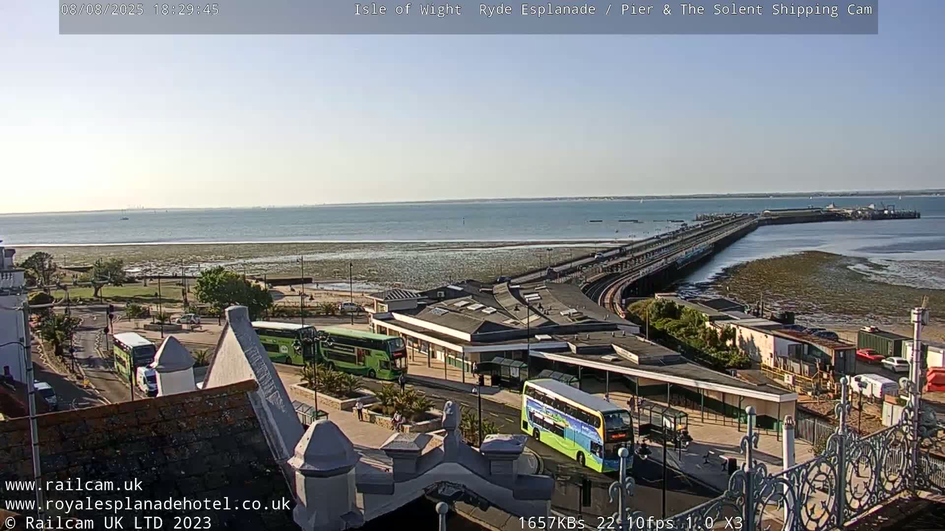 Ryde Pier & Beach Live Cam -Isle Of Wight, South East, England, United Kingdom