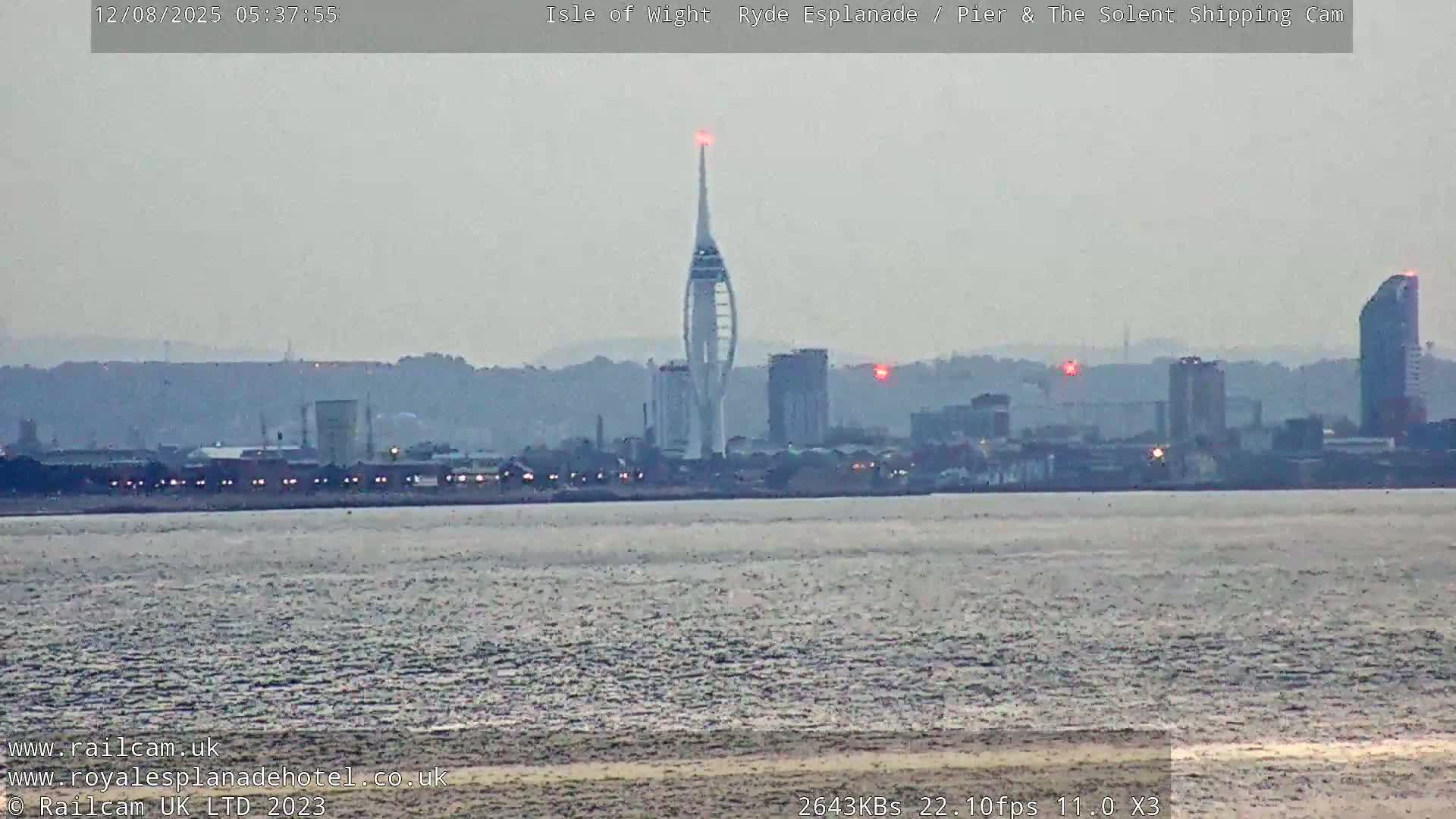 Ryde Pier & Beach Live Cam -Isle Of Wight, South East, England, United Kingdom