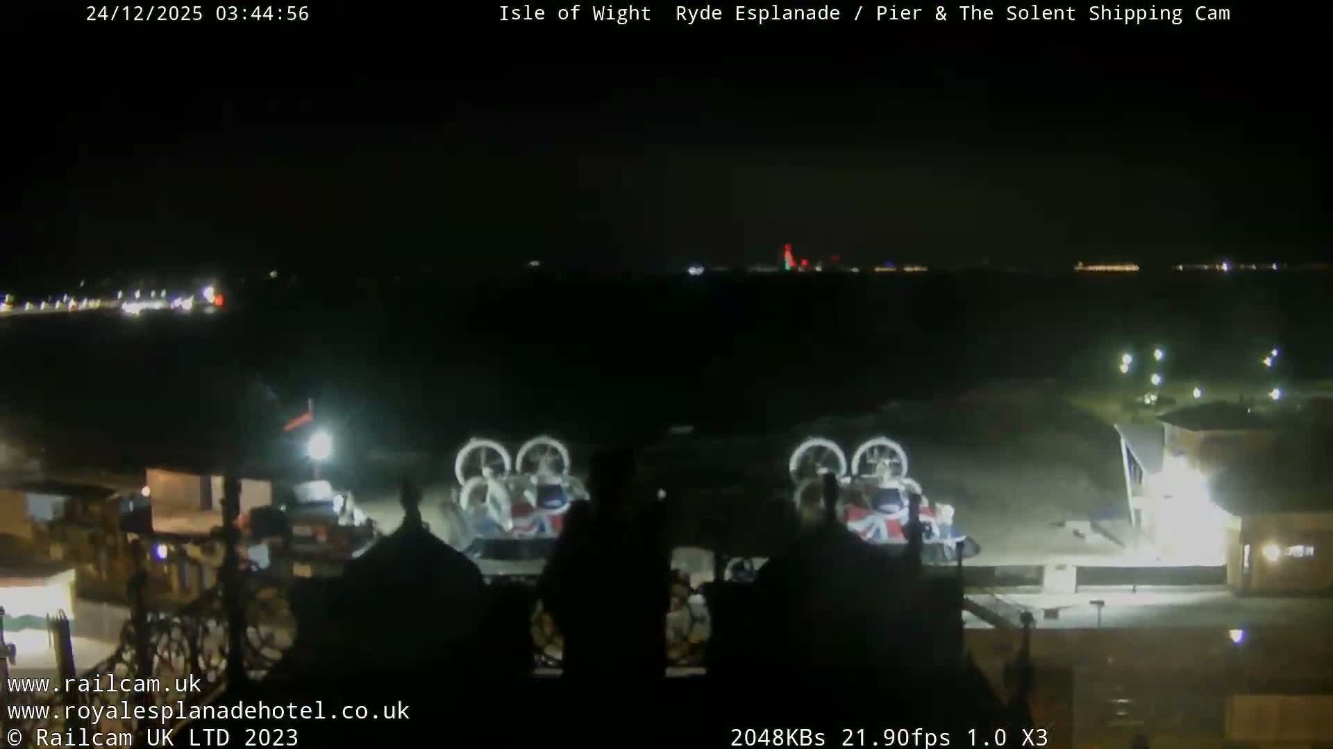 Ryde Pier & Beach Live Cam -Isle Of Wight, South East, England, United Kingdom