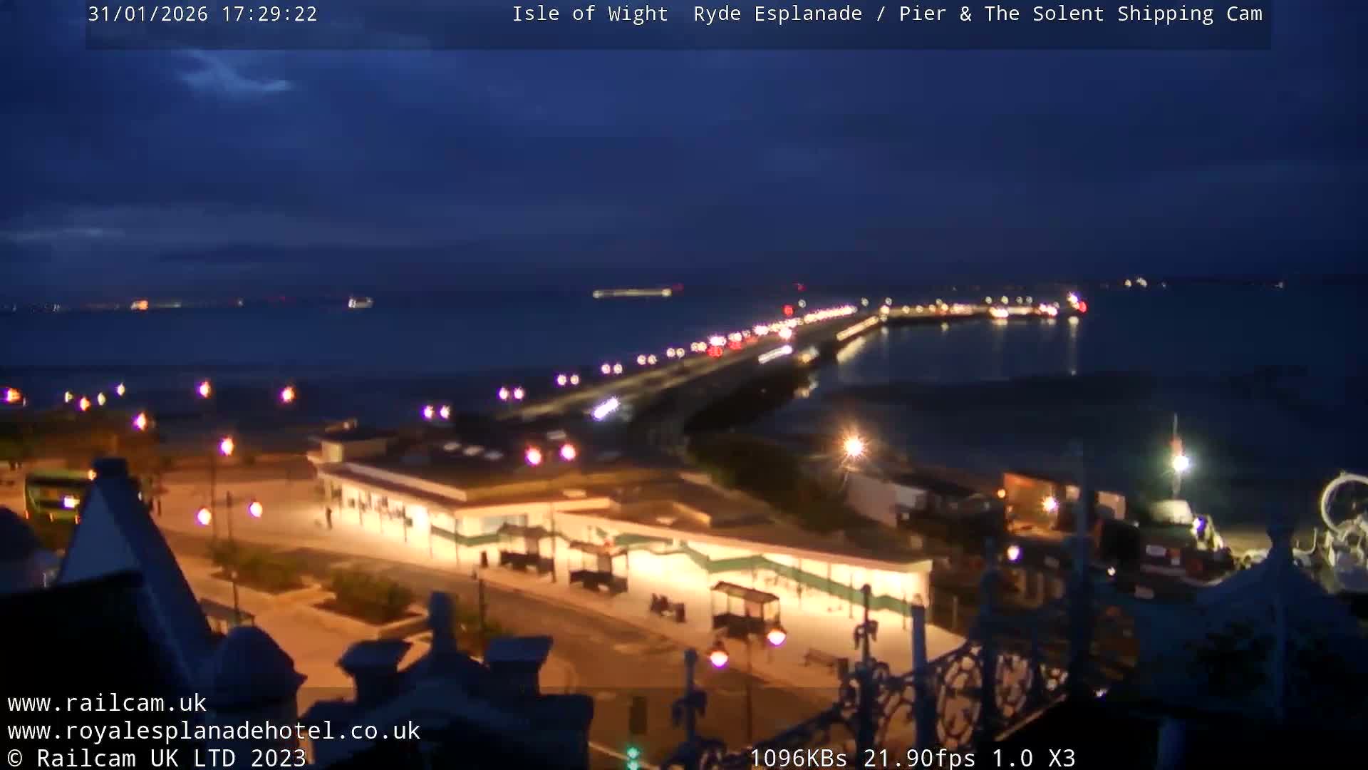 Ryde Pier & Beach Live Cam -Isle Of Wight, South East, England, United Kingdom