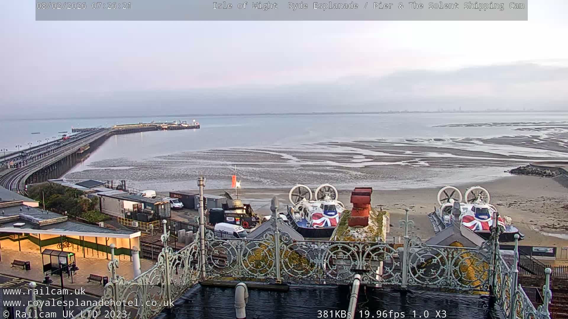 Ryde Pier & Beach Live Cam -Isle Of Wight, South East, England, United Kingdom