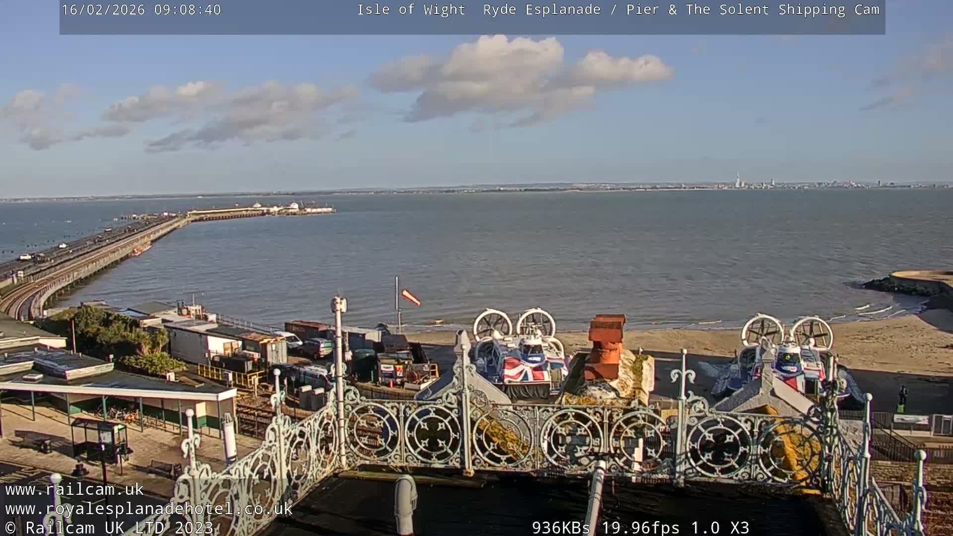 Ryde Pier & Beach Live Cam -Isle Of Wight, South East, England, United Kingdom