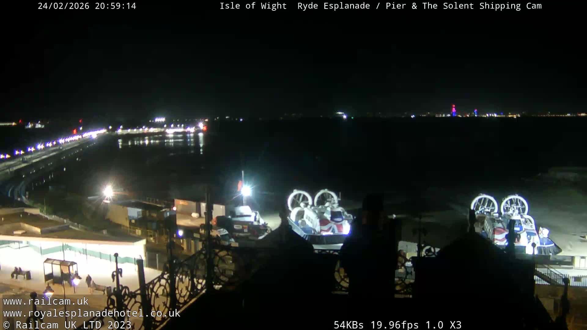 Ryde Pier & Beach Live Cam -Isle Of Wight, South East, England, United Kingdom