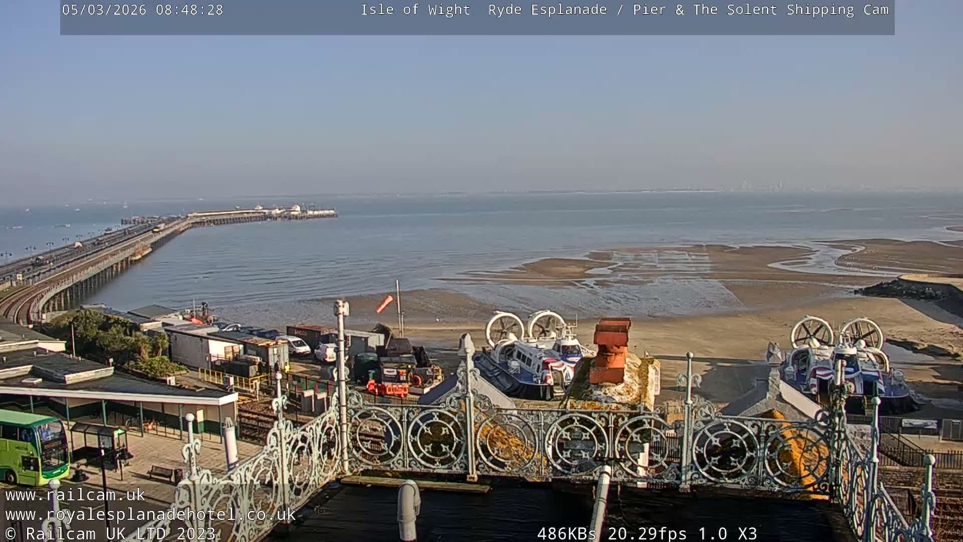 Ryde Pier & Beach Live Cam -Isle Of Wight, South East, England, United Kingdom