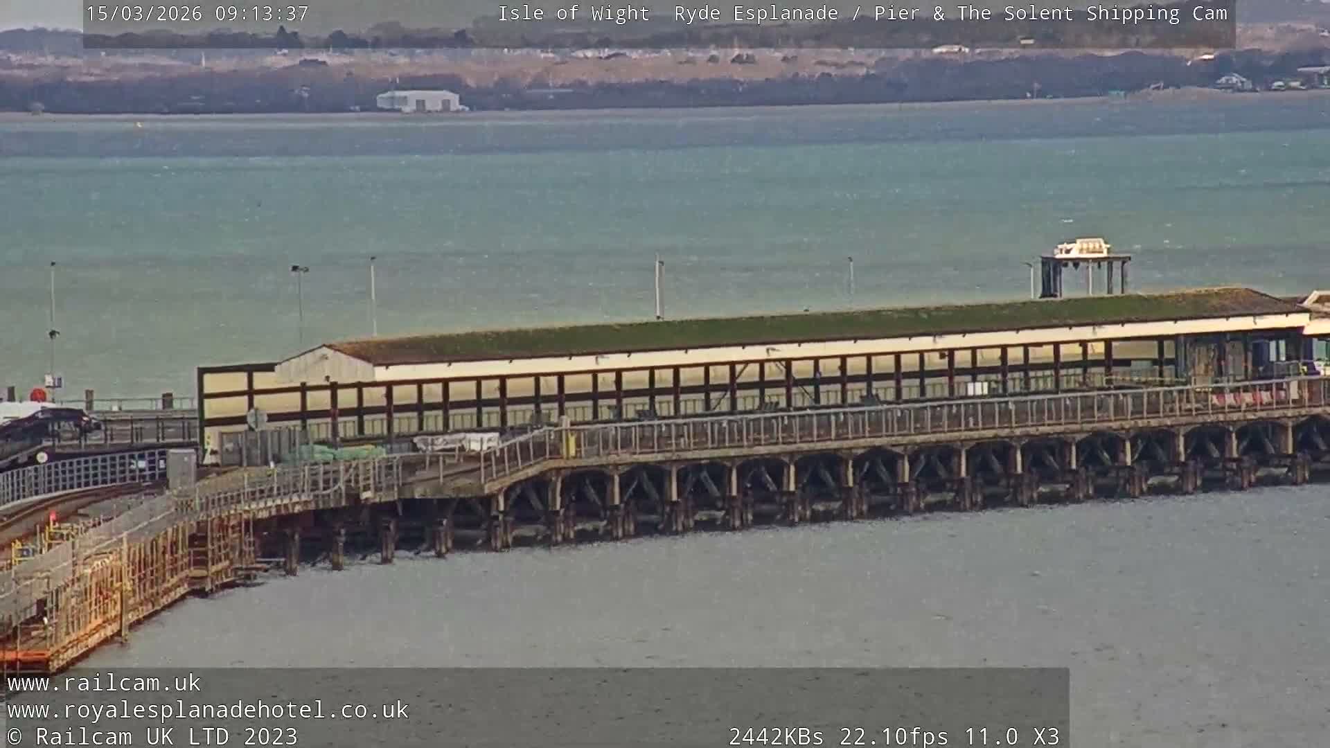 Ryde Pier & Beach Live Cam -Isle Of Wight, South East, England, United Kingdom