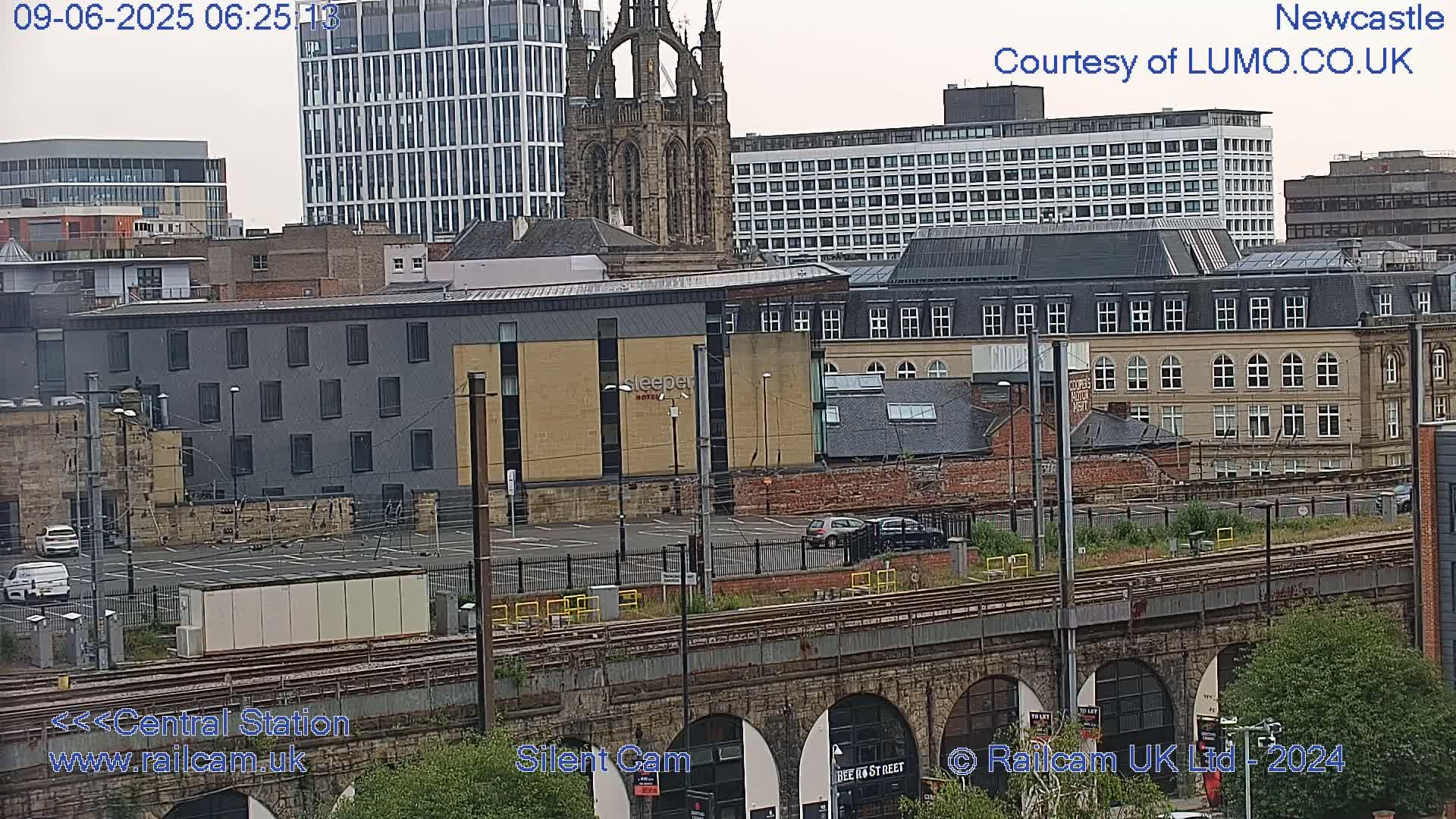 Newcastle upon Tyne Central Station Northeast Approach & Center Live Cam - Tyne and Wear, North East, England, United Kingdom