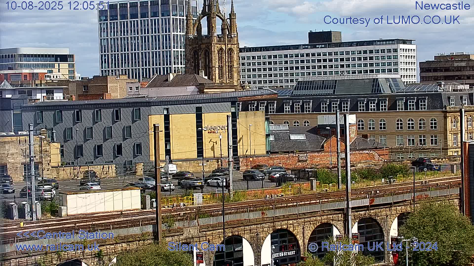 Newcastle upon Tyne Central Station Northeast Approach & Center Live Cam - Tyne and Wear, North East, England, United Kingdom
