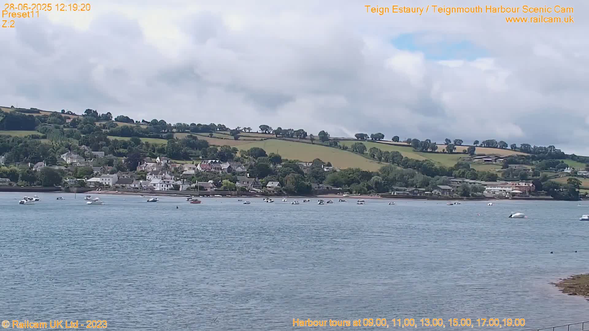 Teignmouth Harbour , Teign River & Shalton Village Live Cam - Teignbridge, Devon, South West, England, United Kingdom