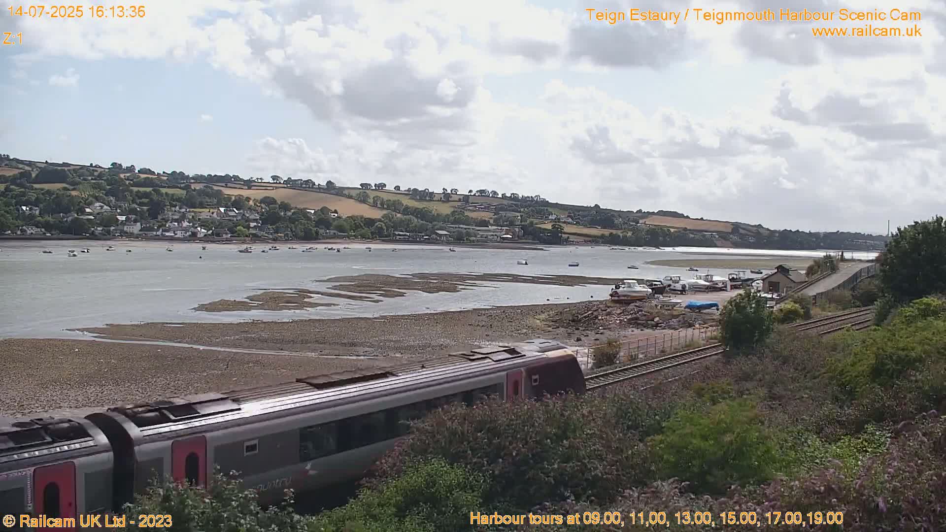 Teignmouth Harbour , Teign River & Shalton Village Live Cam - Teignbridge, Devon, South West, England, United Kingdom