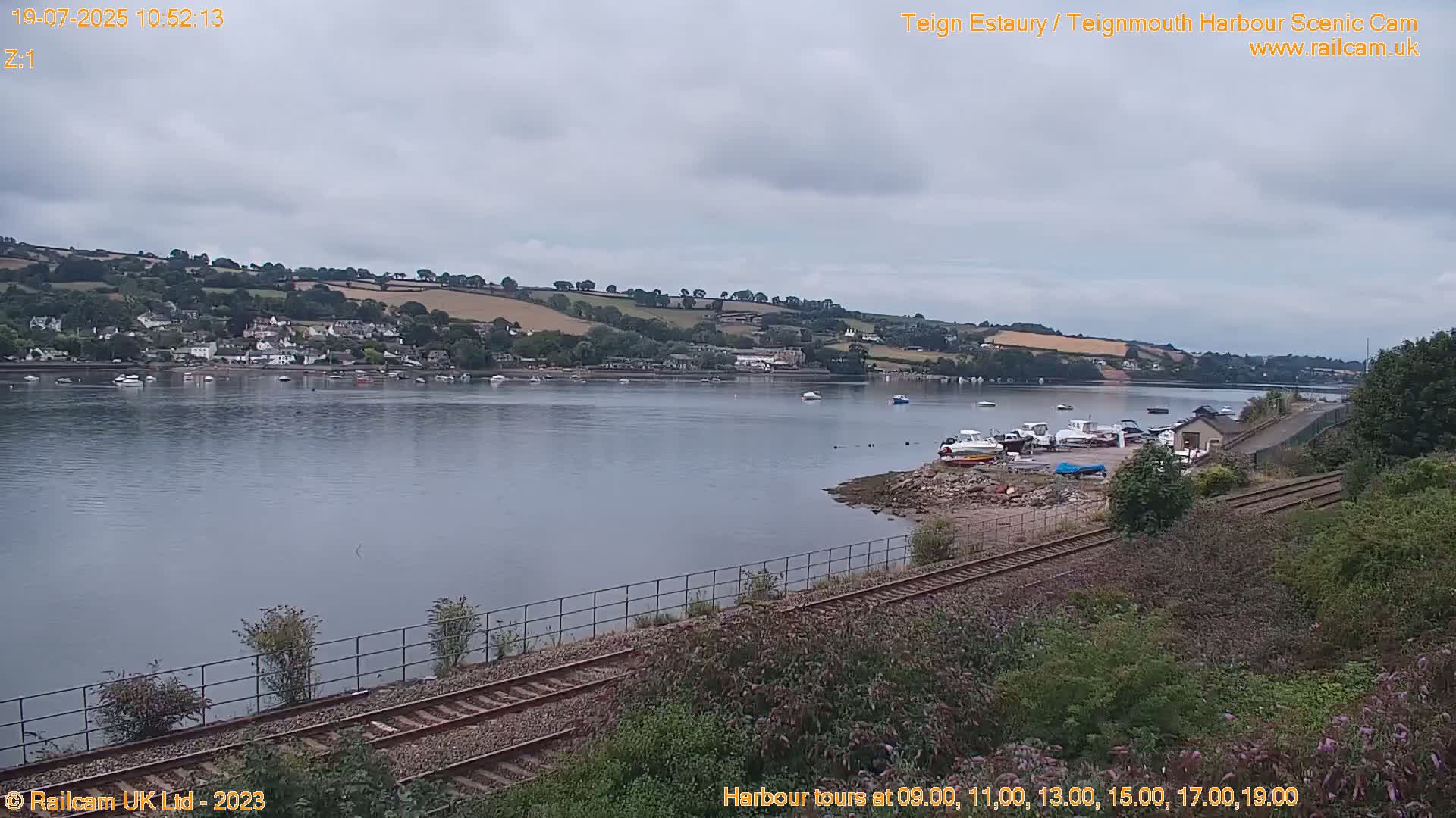 Teignmouth Harbour , Teign River & Shalton Village Live Cam - Teignbridge, Devon, South West, England, United Kingdom