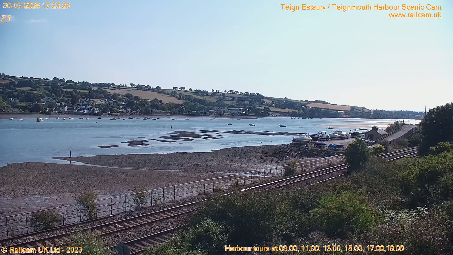 Teignmouth Harbour , Teign River & Shalton Village Live Cam - Teignbridge, Devon, South West, England, United Kingdom