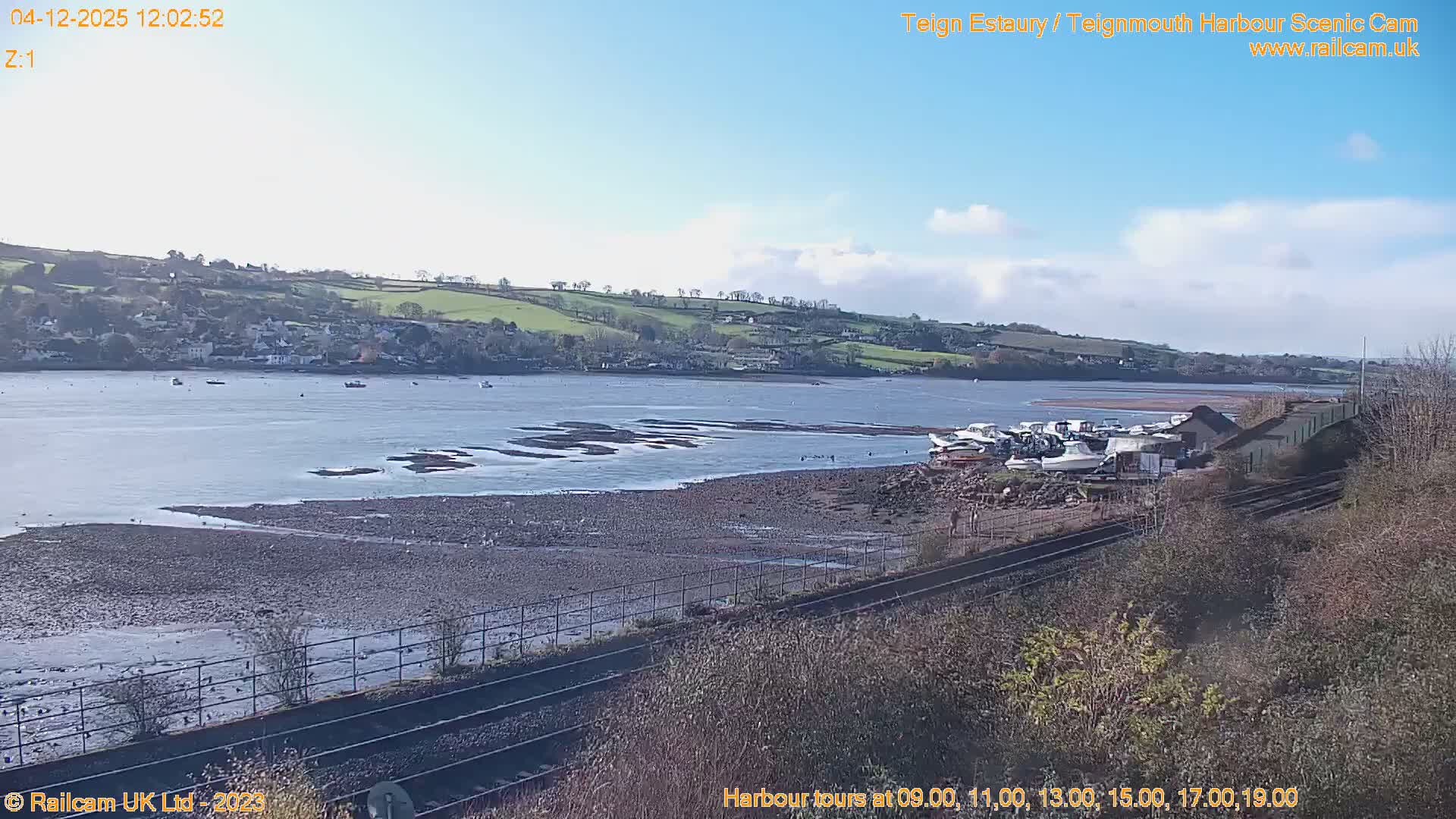 Teignmouth Harbour , Teign River & Shalton Village Live Cam - Teignbridge, Devon, South West, England, United Kingdom