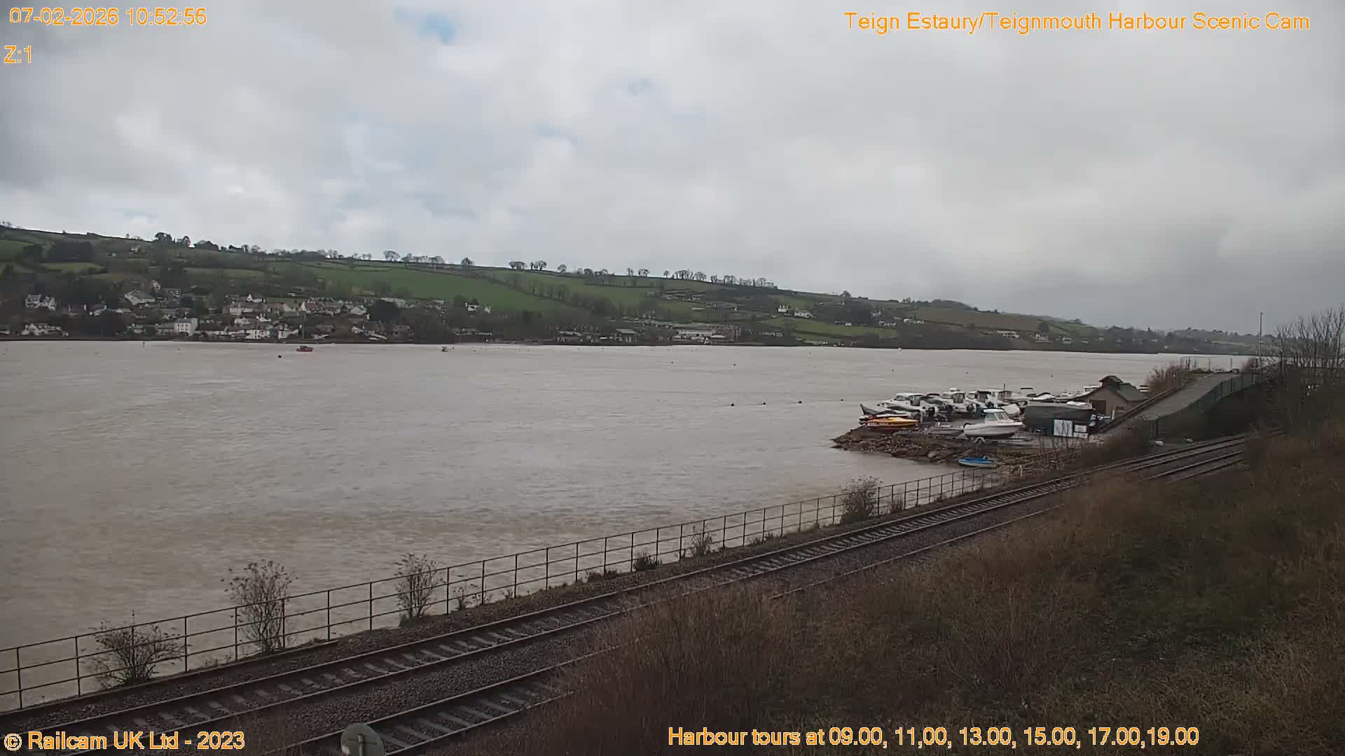 Teignmouth Harbour , Teign River & Shalton Village Live Cam - Teignbridge, Devon, South West, England, United Kingdom