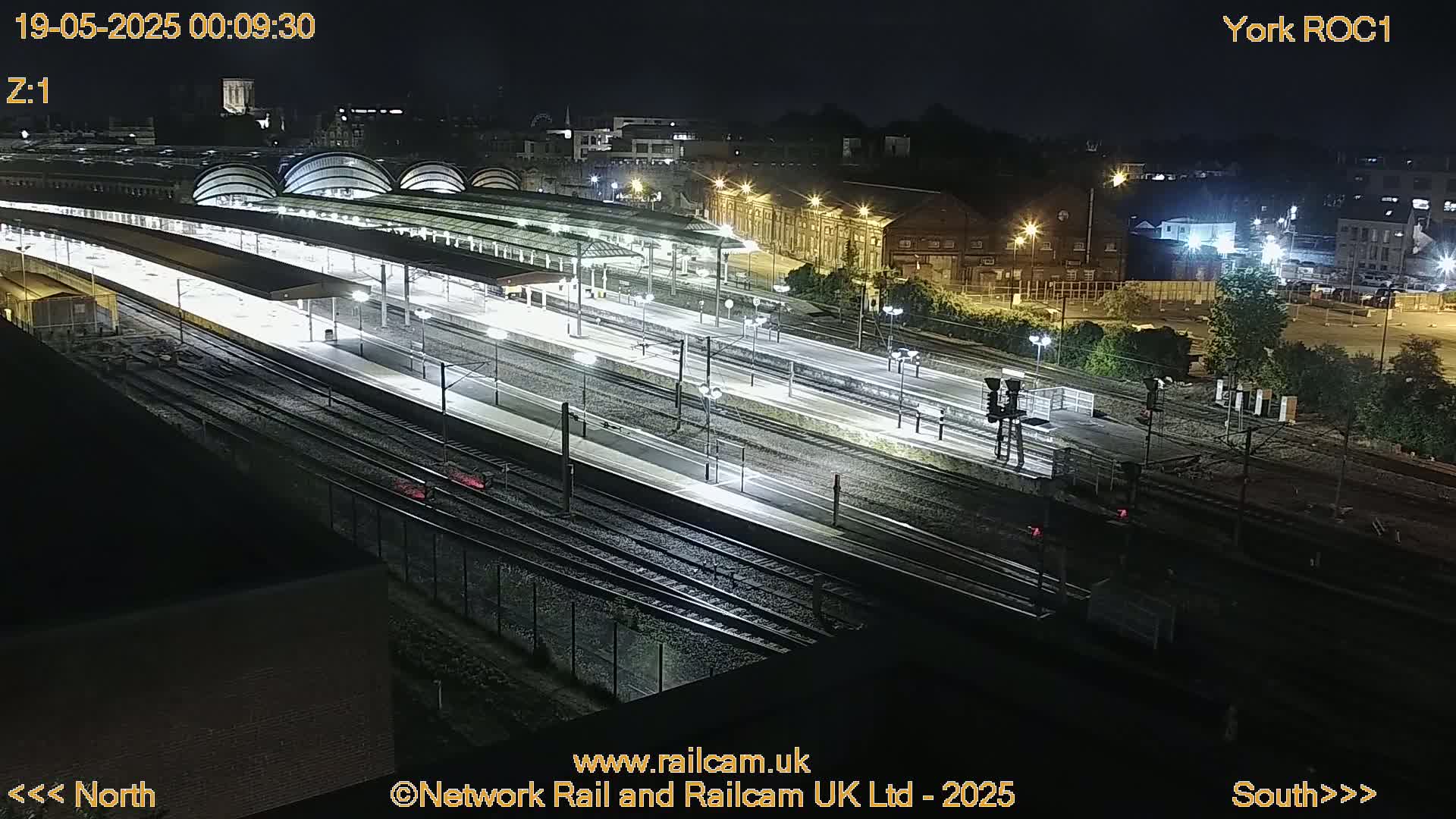 Yorkshire, York Railway Station & York City Live Cam   - York, North Yorkshire, Yorkshire and the Humber, England, United Kingdom