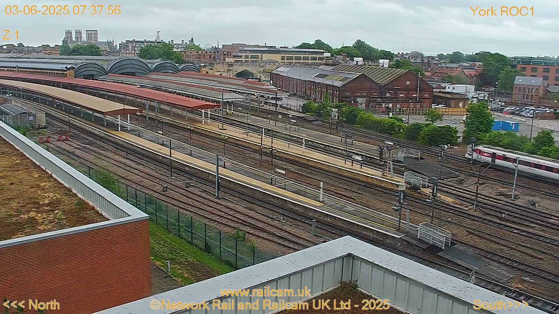 Yorkshire, York Railway Station & York City Live Cam   - York, North Yorkshire, Yorkshire and the Humber, England, United Kingdom