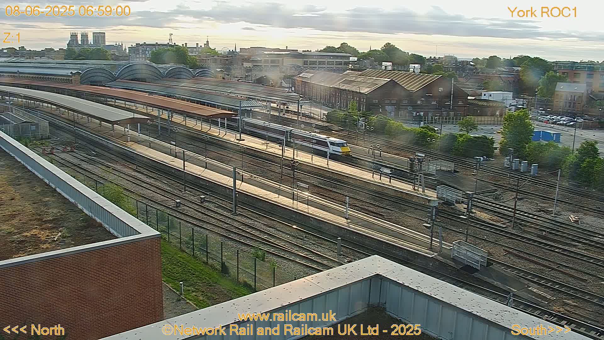 Yorkshire, York Railway Station & York City Live Cam   - York, North Yorkshire, Yorkshire and the Humber, England, United Kingdom