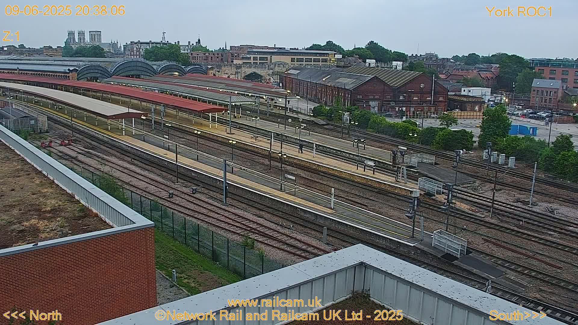 Yorkshire, York Railway Station & York City Live Cam   - York, North Yorkshire, Yorkshire and the Humber, England, United Kingdom