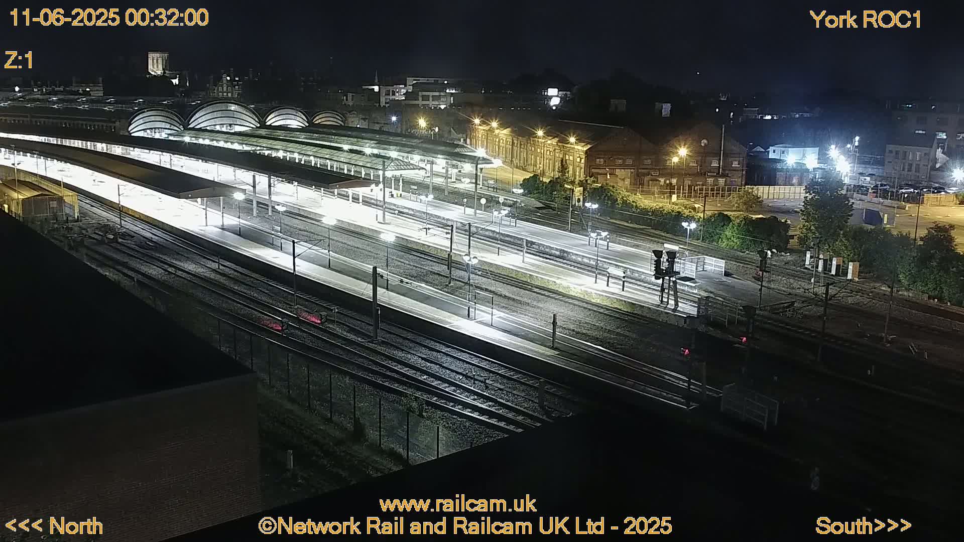 Yorkshire, York Railway Station & York City Live Cam   - York, North Yorkshire, Yorkshire and the Humber, England, United Kingdom