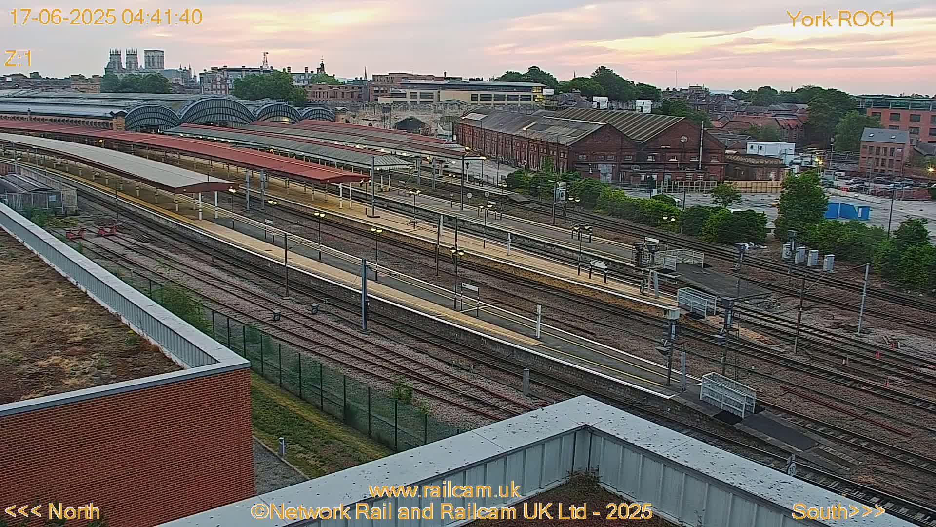 Yorkshire, York Railway Station & York City Live Cam   - York, North Yorkshire, Yorkshire and the Humber, England, United Kingdom