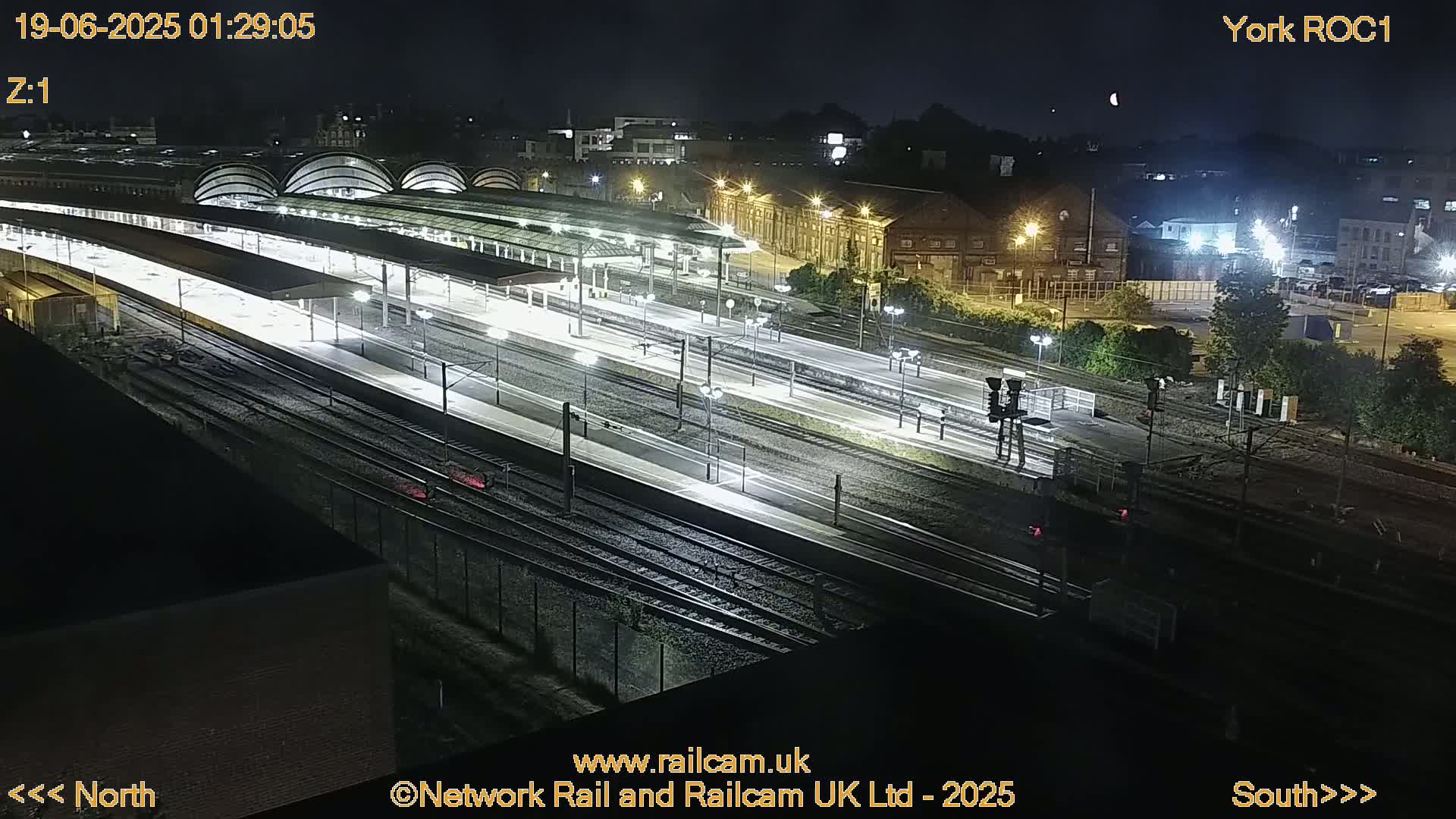 Yorkshire, York Railway Station & York City Live Cam   - York, North Yorkshire, Yorkshire and the Humber, England, United Kingdom