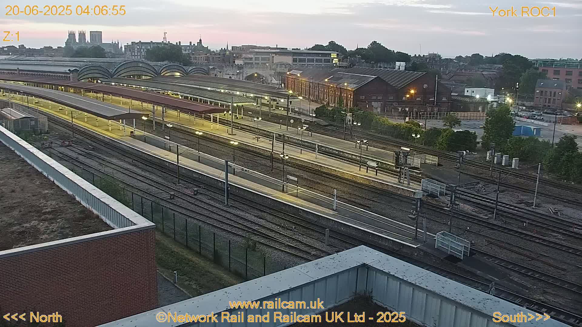 Yorkshire, York Railway Station & York City Live Cam   - York, North Yorkshire, Yorkshire and the Humber, England, United Kingdom